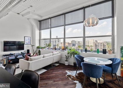 2200 Arch Street - Photo 1