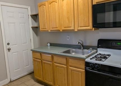 412 E Walnut Lane - Photo 1
