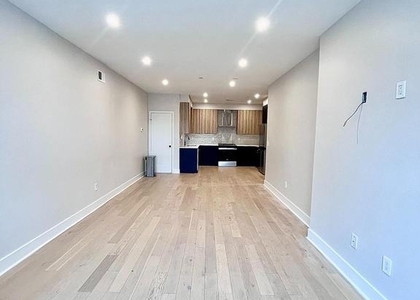 315 W Berks Street - Photo 1