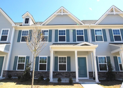 395 Shakespeare Drive - Photo 1