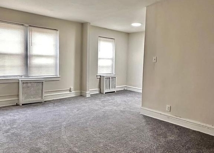 260 N Wycombe Ave - Photo 1