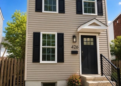 426 E Miner Street - Photo 1