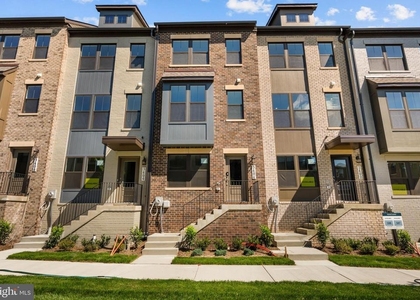 3404 Chester Alley - Photo 1