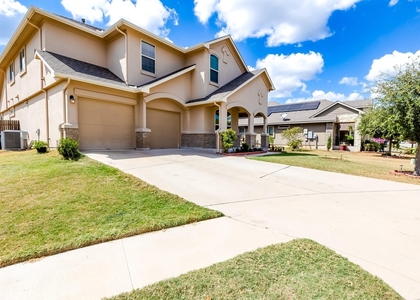 1549 Hamiltons Way - Photo 1