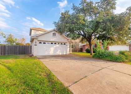 7700 Portland Trl - Photo 1