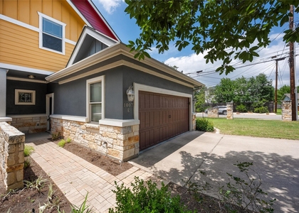 1007 Taulbee Ln - Photo 1