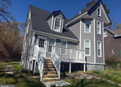 808 Winston Avenue - Photo 1