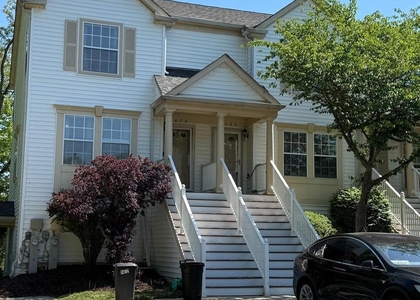 1468 Nestlewood Court - Photo 1
