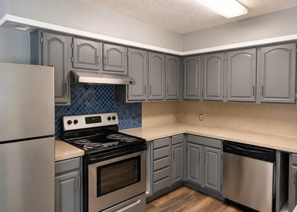 2804 Catalina Dr - Photo 1