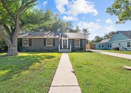 1707 Lexington St - Photo 1