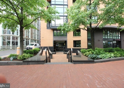 1010 Massachusetts Avenue Nw - Photo 1