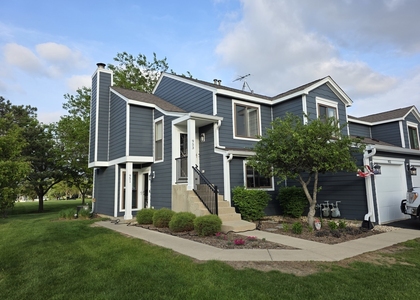 951 Glouchester Circle - Photo 1
