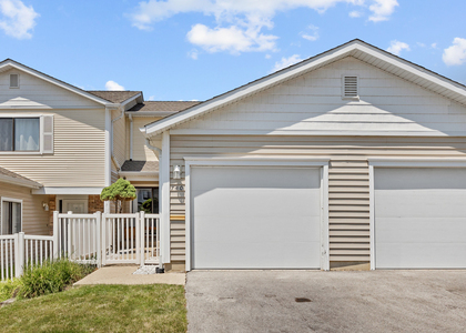 740 Lakeview Point - Photo 1
