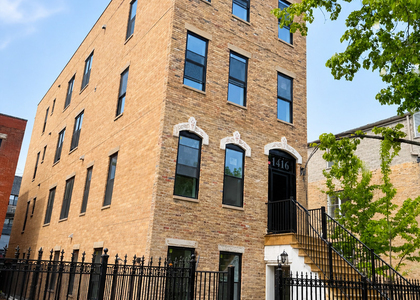 1416 N Maplewood Avenue - Photo 1