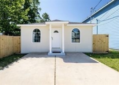 16859 W Juneau - Photo 1