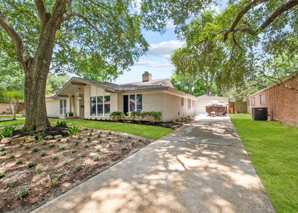 8307 Braesview Lane - Photo 1