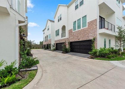 3075 Hicks Street - Photo 1