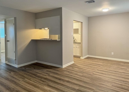2101 6th Avenue N - Photo 1