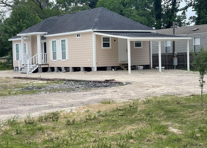 21878 Russell Drive - Photo 1