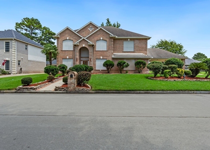 18714 Aquatic Drive - Photo 1