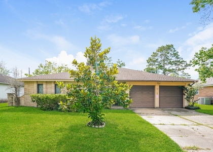500 Stoneledge Drive - Photo 1