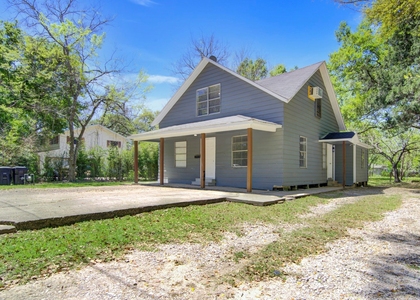 313 N Beauregard Street - Photo 1