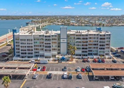 500 Treasure Island Causeway - Photo 1