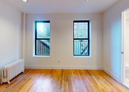 30 Charlton Street - Photo 1
