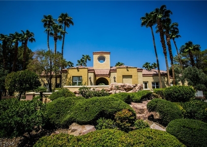 230 E Flamingo Road - Photo 1