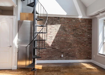 350 West 21st Street - Photo 1