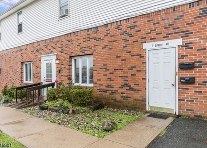 104 Ridgedale Ave - Photo 1
