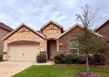 541 Breeds Hill Road - Photo 1