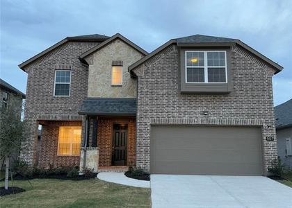 507 Parrino Parkway - Photo 1