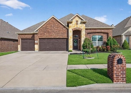 2513 Sabine Circle - Photo 1
