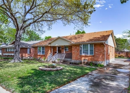 9610 Livenshire Drive - Photo 1
