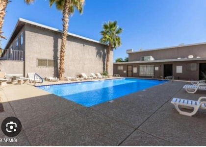 424 W Brown Road - Photo 1