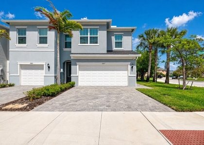 1887 Se Ocean Cove Way - Photo 1