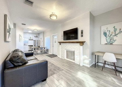 1500 Sw 12th Street - Photo 1