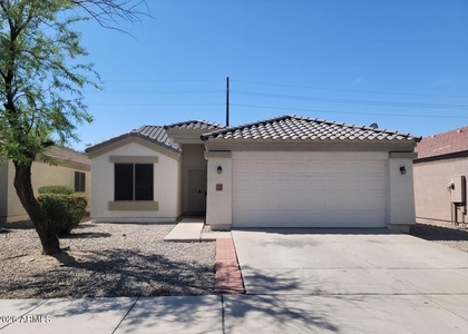 3133 W Huntington Drive - Photo 1