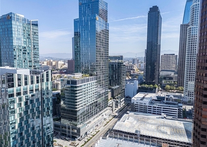 877 Francisco - Photo 1