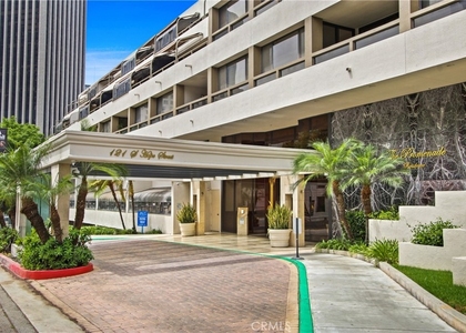 121 S Hope Street - Photo 1