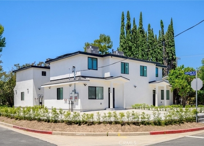 17807 Ludlow Street - Photo 1
