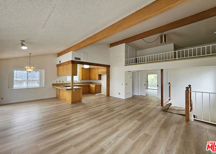 2251 Maurice Avenue - Photo 1