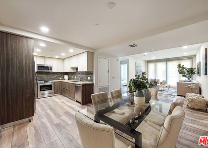 1070 S Bedford Street - Photo 1