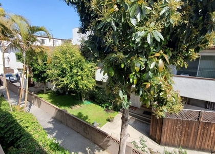 1438 S Barrington Avenue - Photo 1