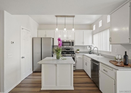221 Donax Ave - Photo 1