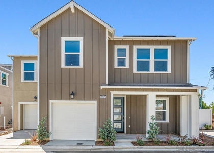 1527 Wingwood - Photo 1