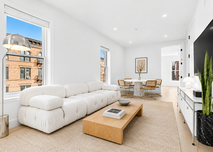 Eighth Avenue - Photo 1