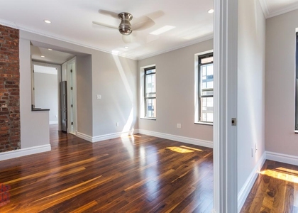Lexington Ave - Photo 1