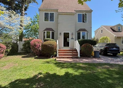 116 West Avenue - Photo 1